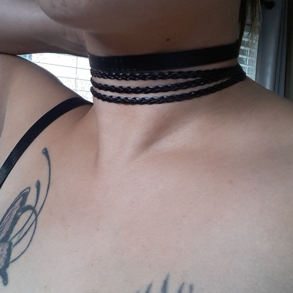 faux leather braided choker set
